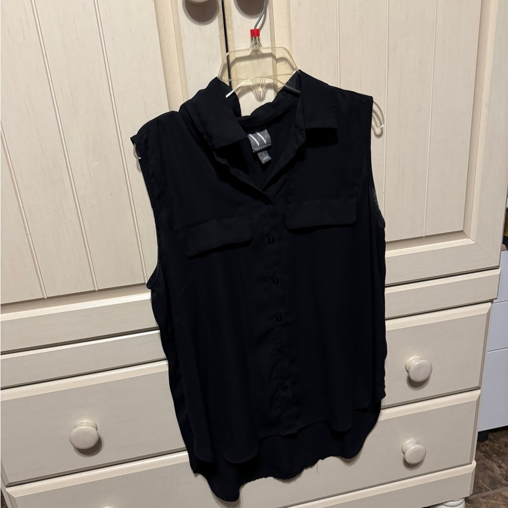 Women’s Black Top